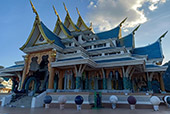 Old but Cool: ..ผู้ใหญ่ ลุยอีสาน Old but Cool: ..ผู้ใหญ่ ลุยอีสาน