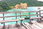 Freedom Sea: ฟรีดอม และ นางยวน