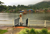 บ้านรักไทย: Fog Village บ้านรักไทย: Fog Village