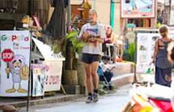 บ้านรักไทย: Fog Village บ้านรักไทย: Fog Village