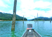 A Long Lake Discovery: ไกลสุดขอบเขื่อน... ในวันเดียว A Long Lake Discovery: ไกลสุดขอบเขื่อน... ในวันเดียว